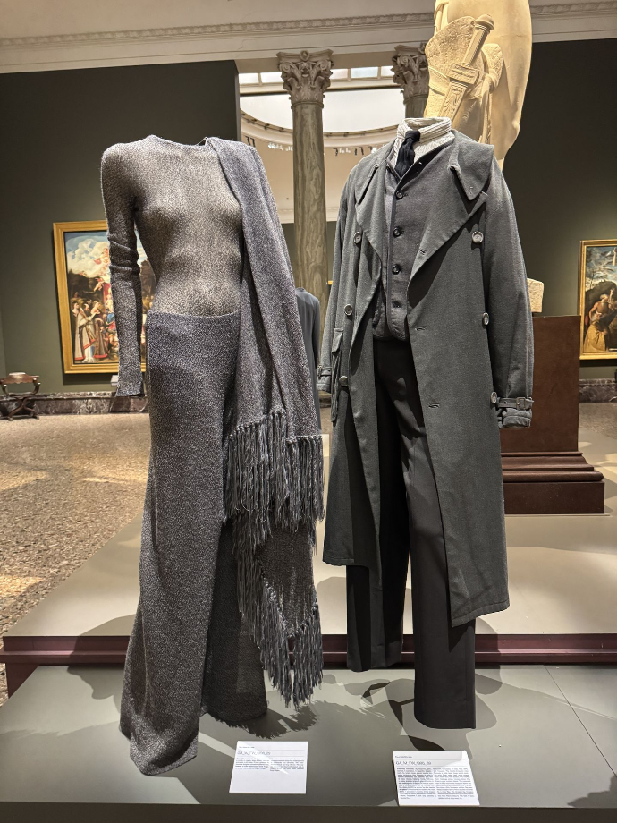 giorgio-armani-exhibition-milano-per-amore-fashion-victory-style