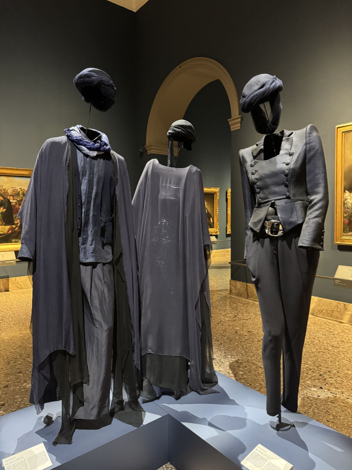 giorgio-armani-exhibition-milano-per-amore-fashion-victory-style